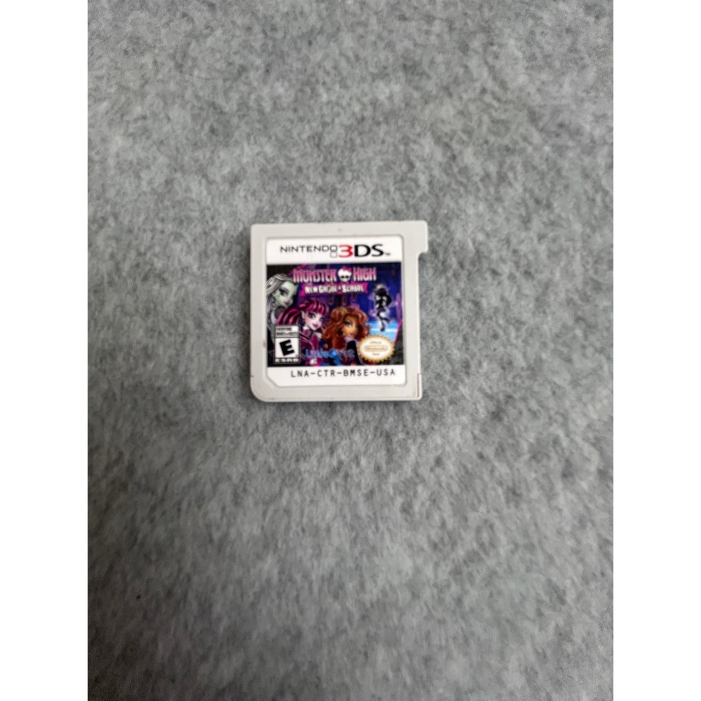 Monster High New Ghoul in School Nintendo 3DS LNA-CTR-BMSE-USA Game Cartridge